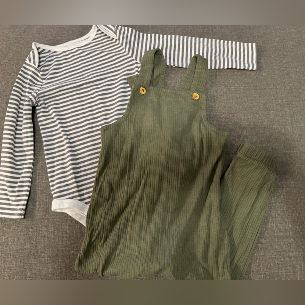 Baby set- Cat & Jack/ 24m/ green, grey stripe/ EUC
